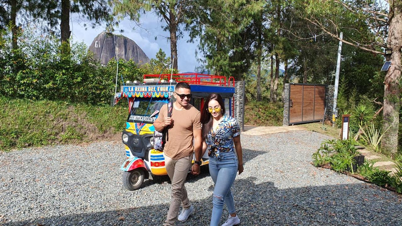 Hotel Domus Glamping Guatapé Esterno foto