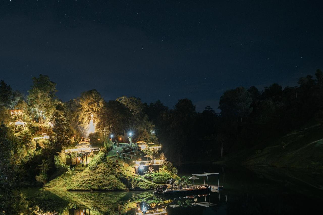 Hotel Domus Glamping Guatapé Esterno foto
