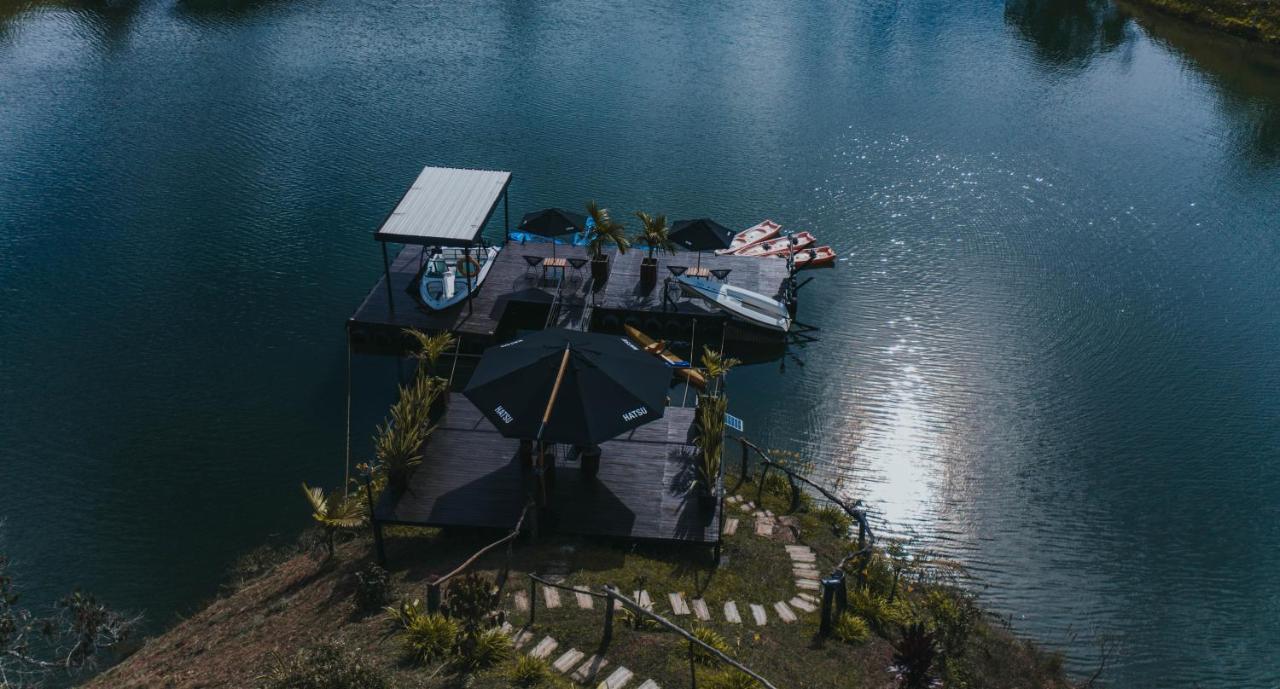 Hotel Domus Glamping Guatapé Esterno foto