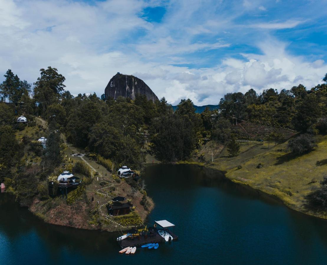 Hotel Domus Glamping Guatapé Esterno foto